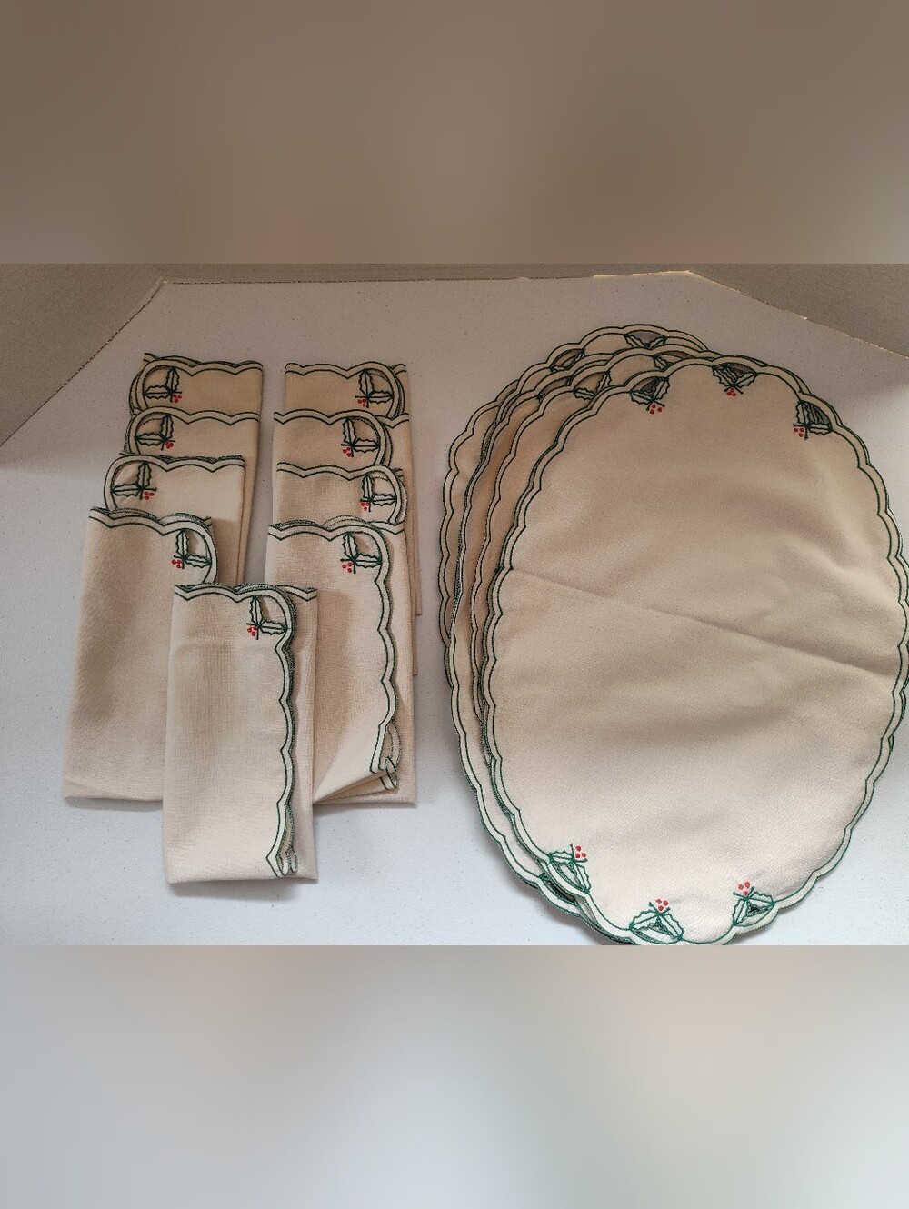 Vtg Set 9  Christmas Placemats & Napkins Holly Handmade Grannycore
